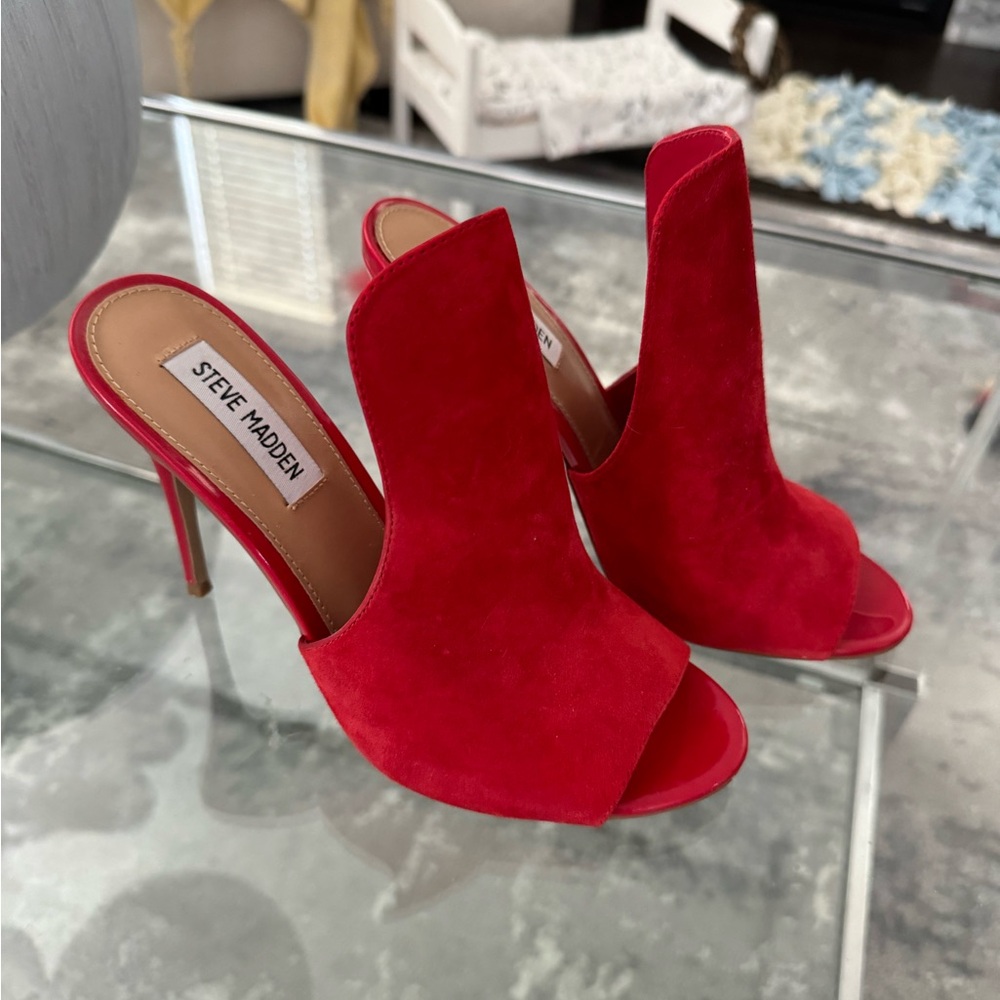 Steve Madden Sinful Peep Toe booties, size 8M, Never Worn